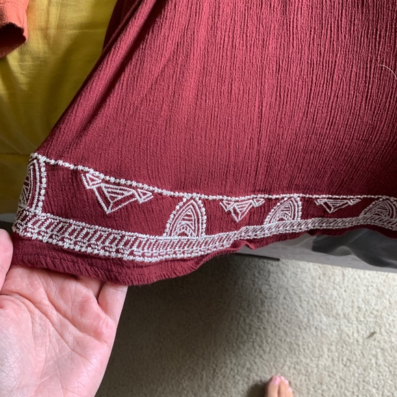 High neck tank top. - Picture 2 of 2